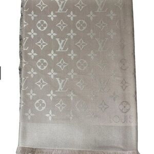 Louis Vuitton Monogram Greige metallic Scarf Shawl